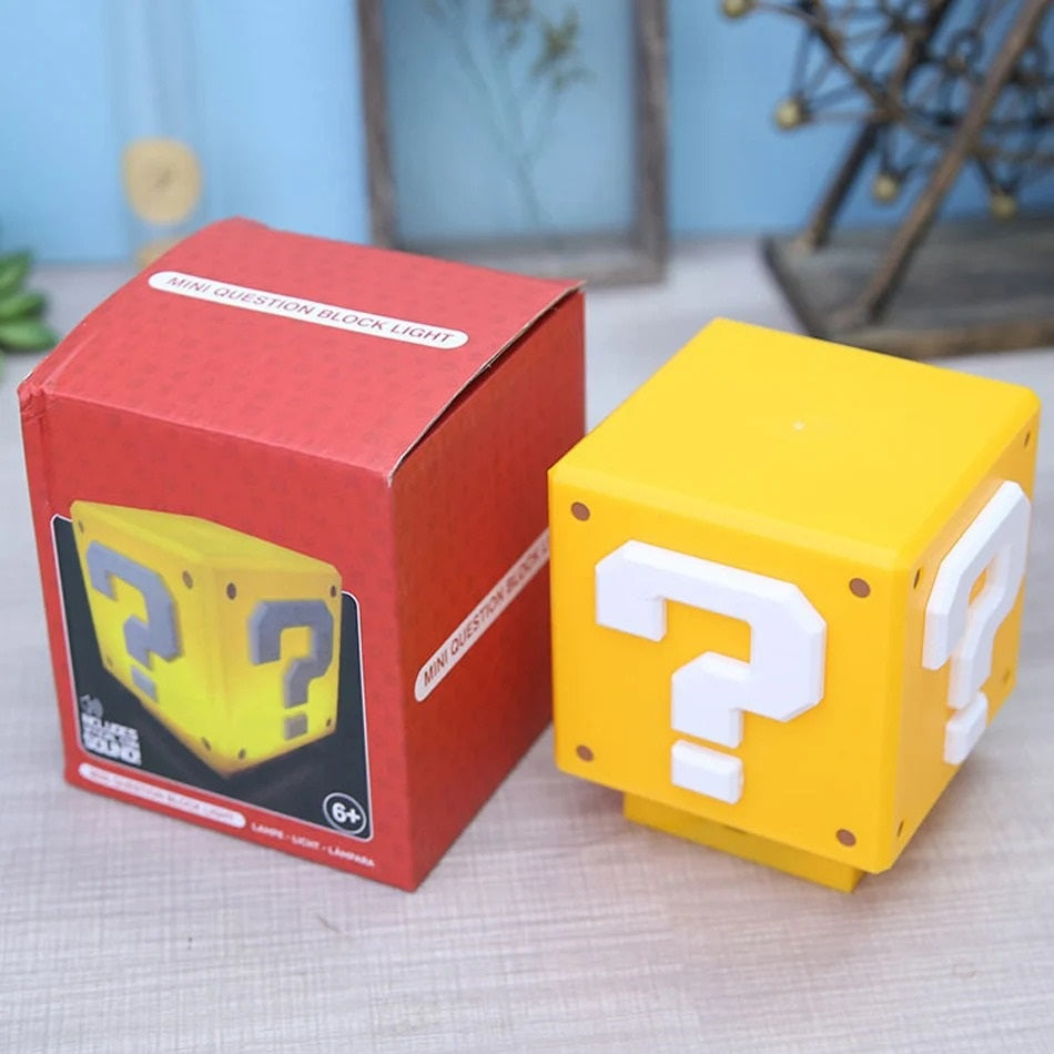 Lámpara Cubo Mario Bros