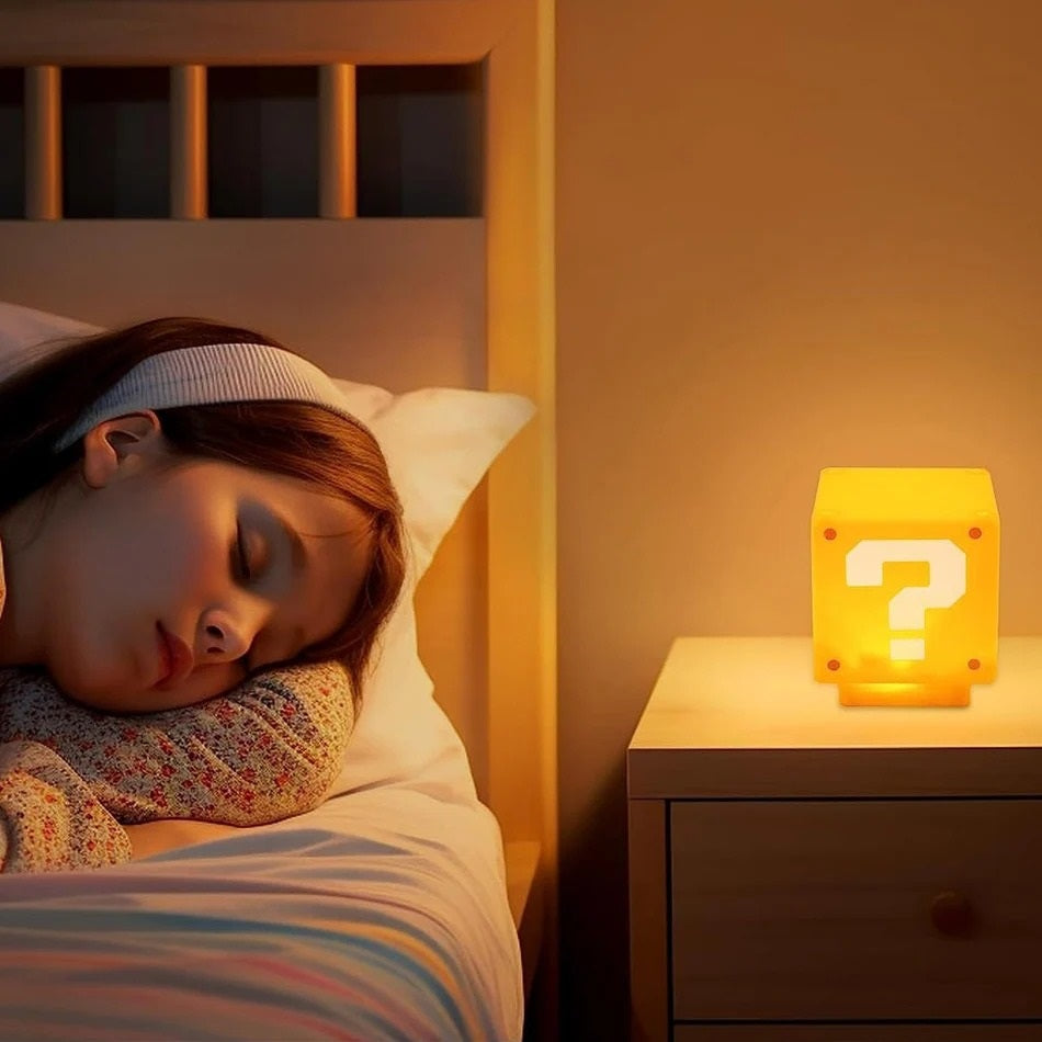 Lámpara Cubo Mario Bros